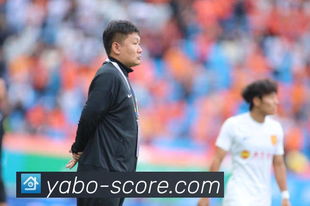 特雷杨为新东家仅出战五场奇才宣布右股四头肌受伤暂未确定复出赛场复盘 特雷杨为新东家仅出战五场奇才宣布右股四头肌受伤暂未确定复出赛场复盘