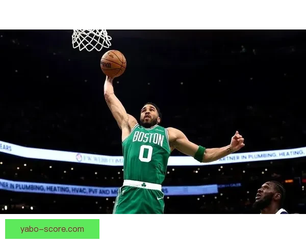 塔图姆复出首秀豪取三双领凯尔特人本赛季战绩十胜两负